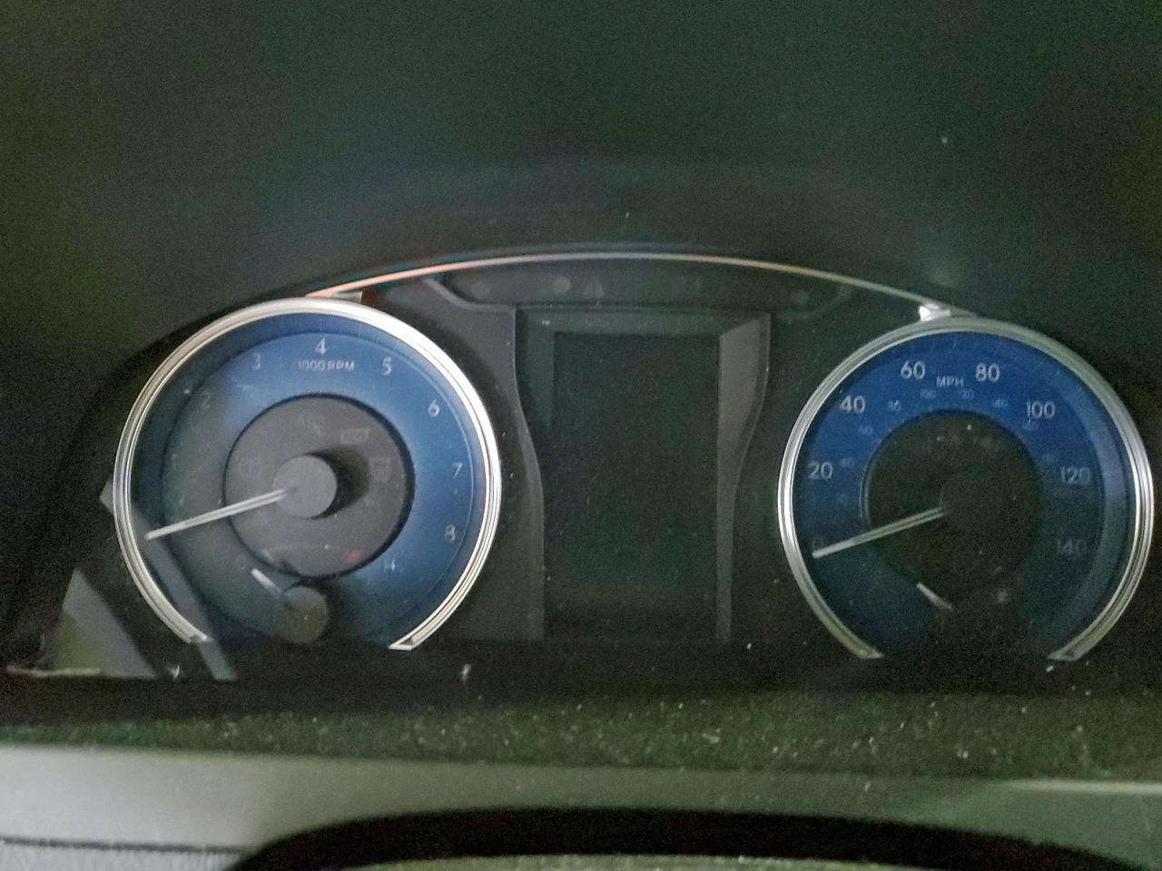 2017 TOYOTA CAMRY LE photo 25