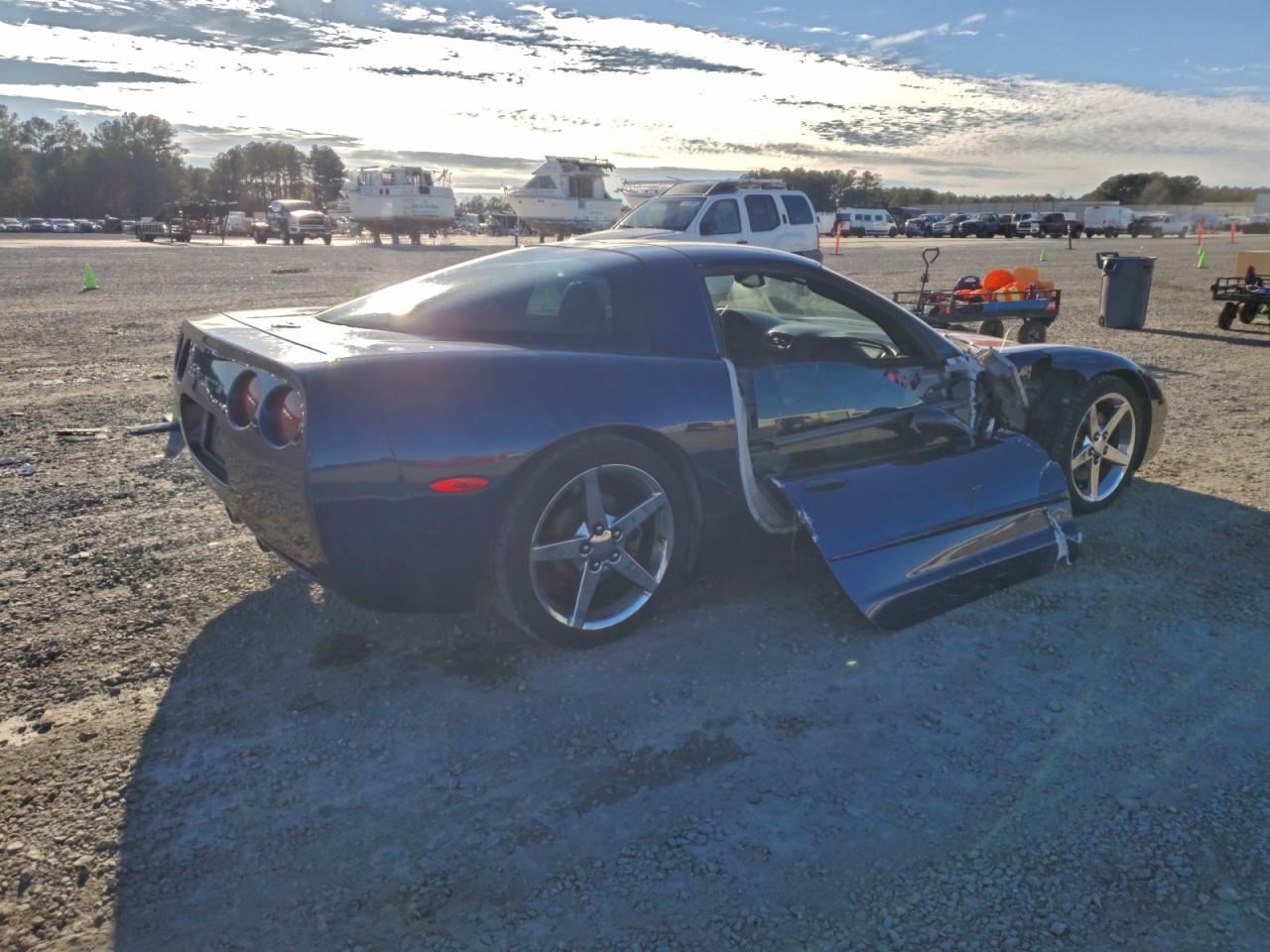 2000 CHEVROLET CORVETTE photo 3