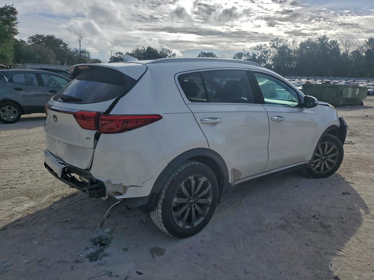 2018 KIA SPORTAGE EX photo 3