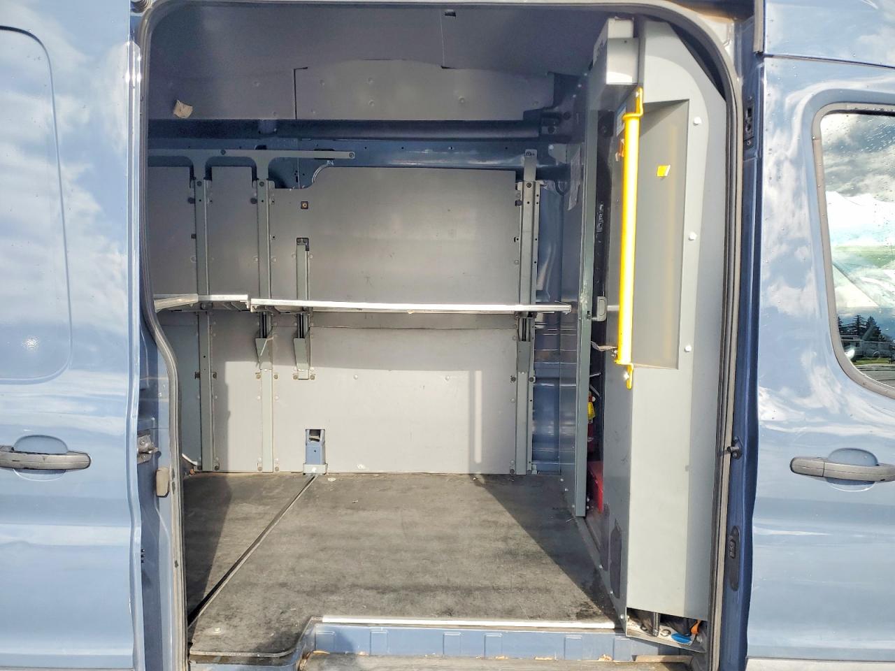 2020 FORD TRANSIT T-250 photo 11