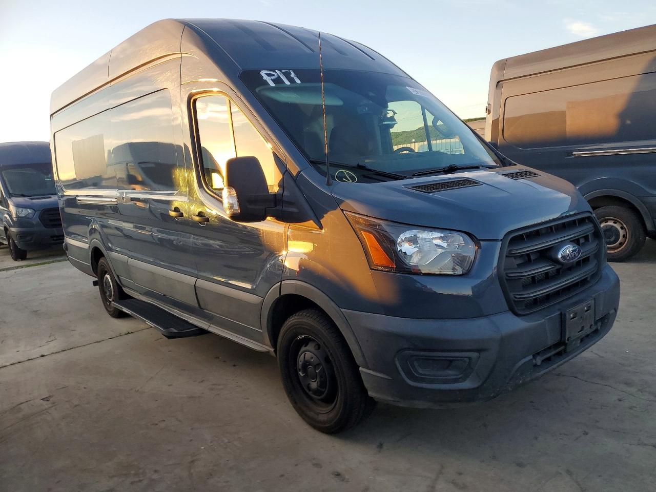 2020 FORD TRANSIT T-250 photo 4