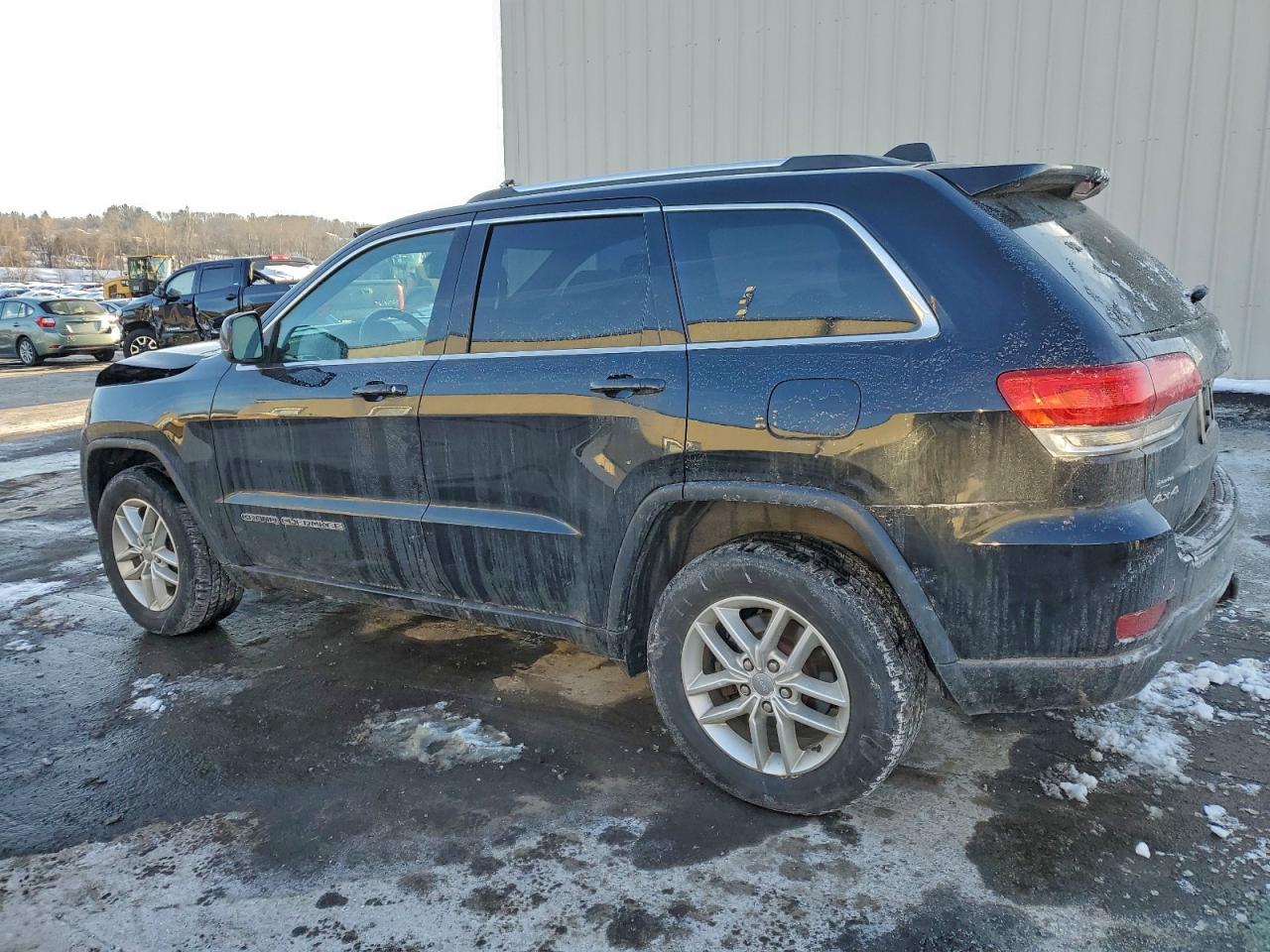 2018 JEEP GRAND CHEROKEE LAREDO photo 3