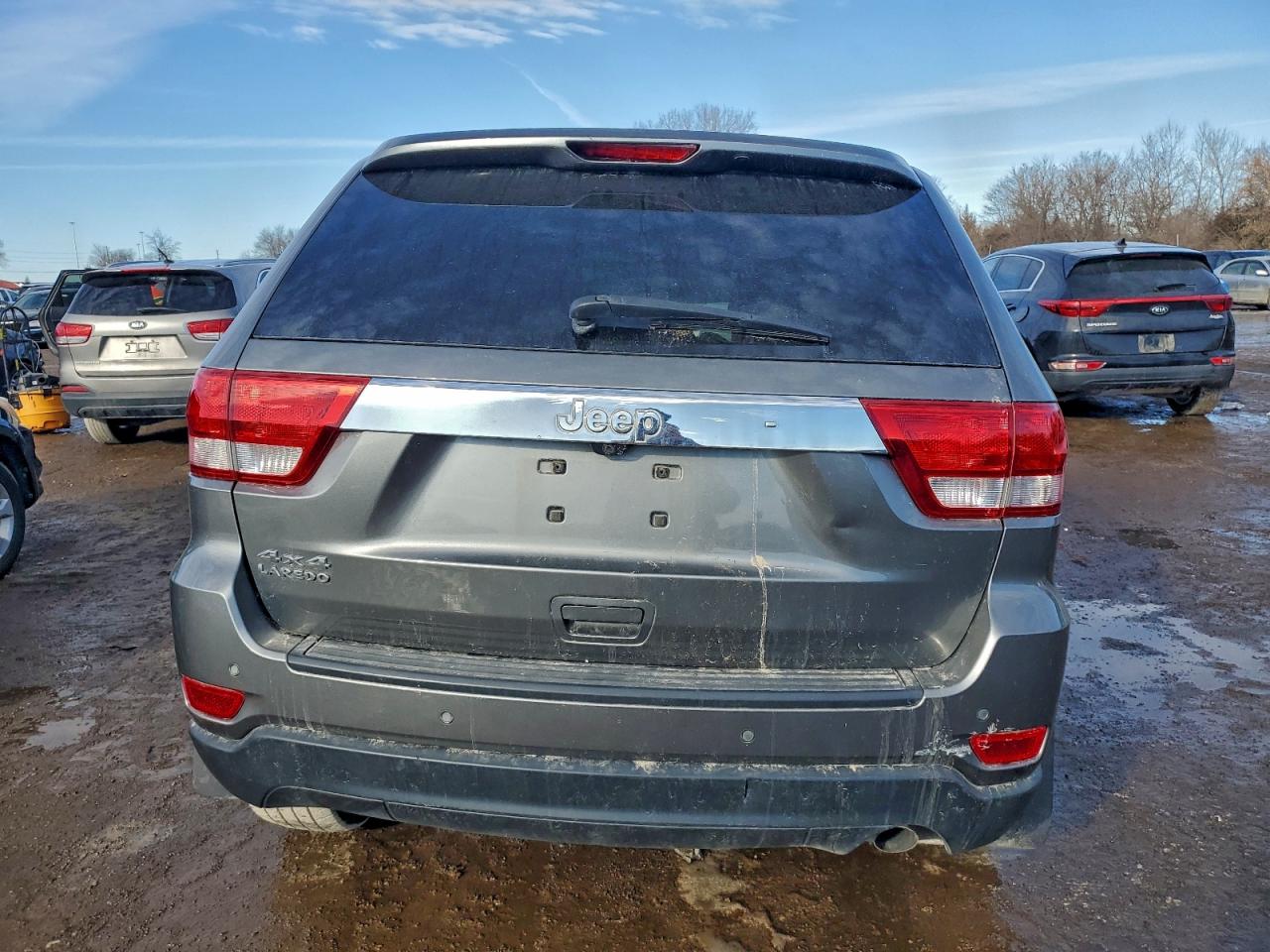 2012 JEEP GRAND CHEROKEE LAREDO photo 6