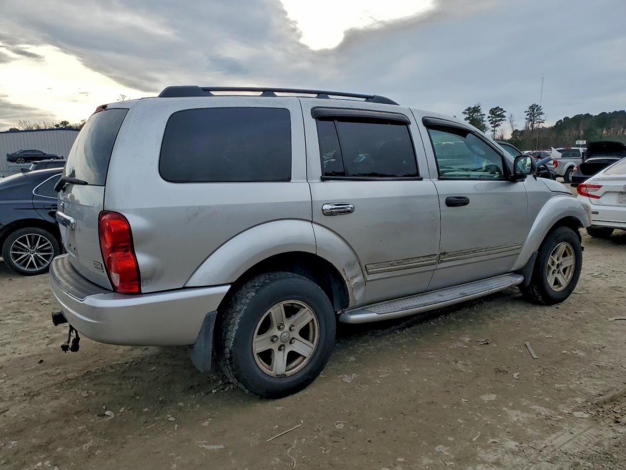 2004 DODGE DURANGO LIMITED photo 5