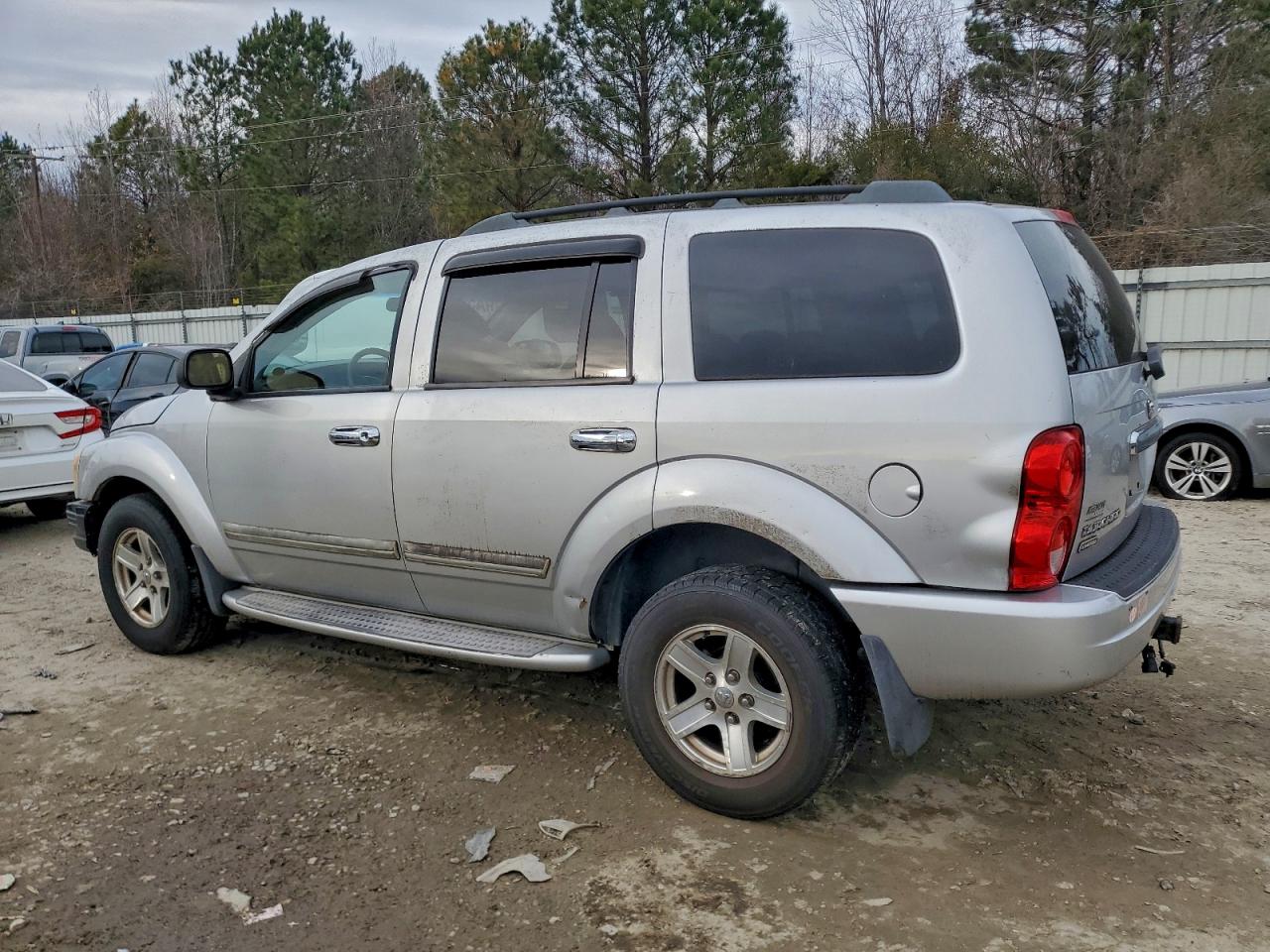 2004 DODGE DURANGO LIMITED photo 3