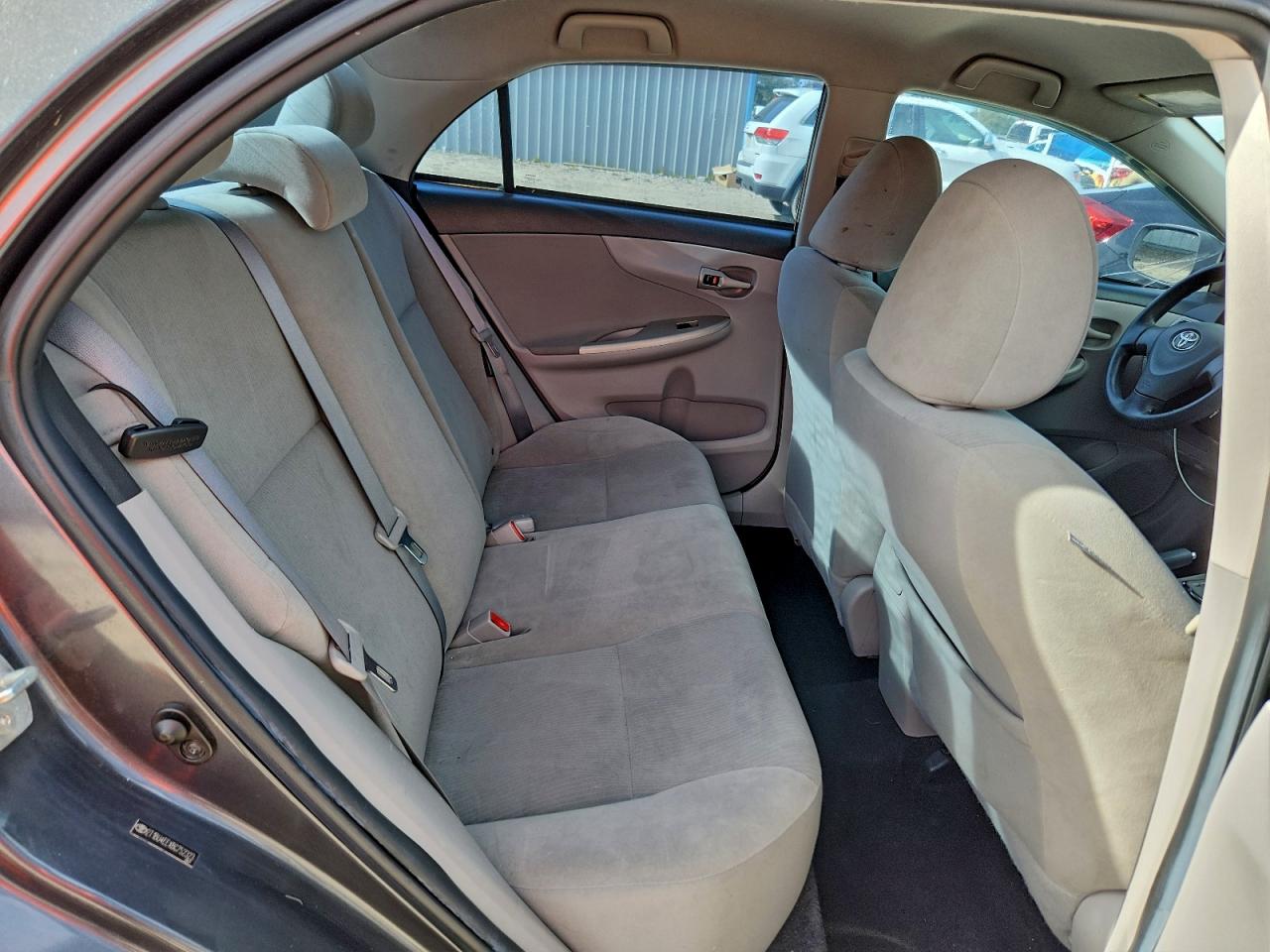 2011 TOYOTA COROLLA BASE photo 19