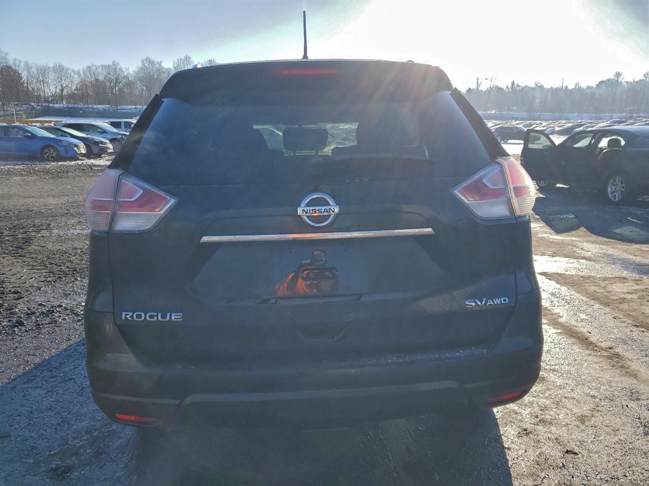 2016 NISSAN ROGUE S photo 6