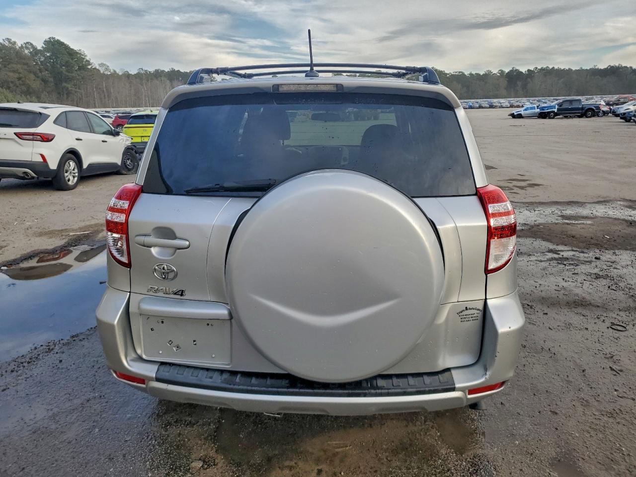 2012 TOYOTA RAV4 BASE photo 6