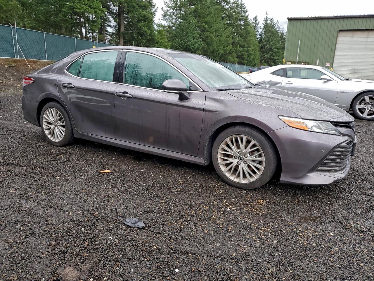 2018 TOYOTA CAMRY L photo 10