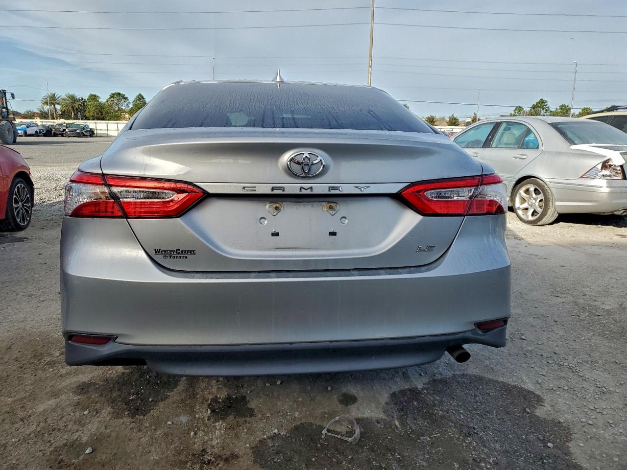 2019 TOYOTA CAMRY L photo 11