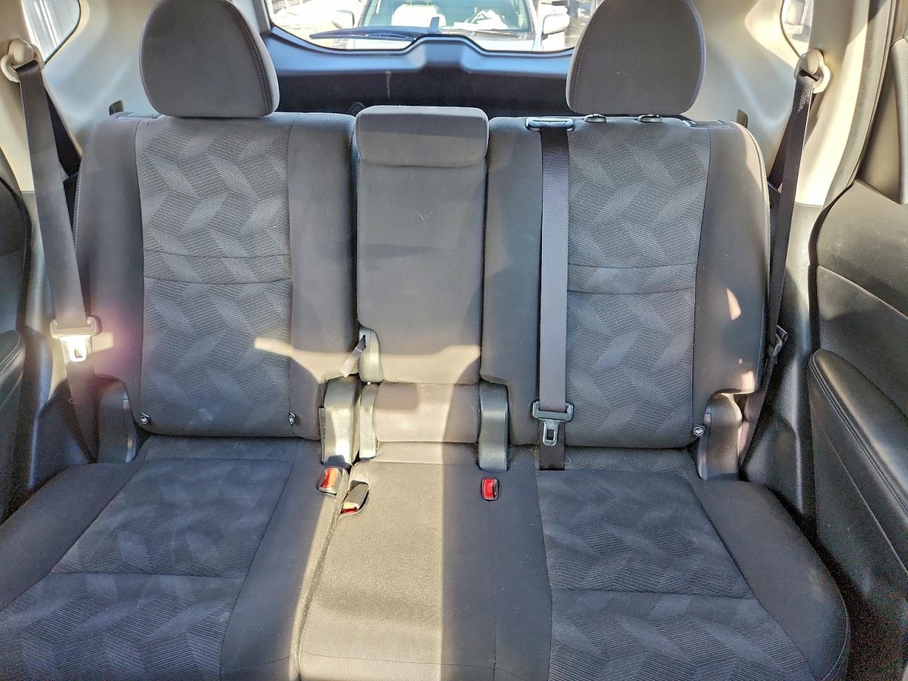 2016 NISSAN ROGUE S photo 10