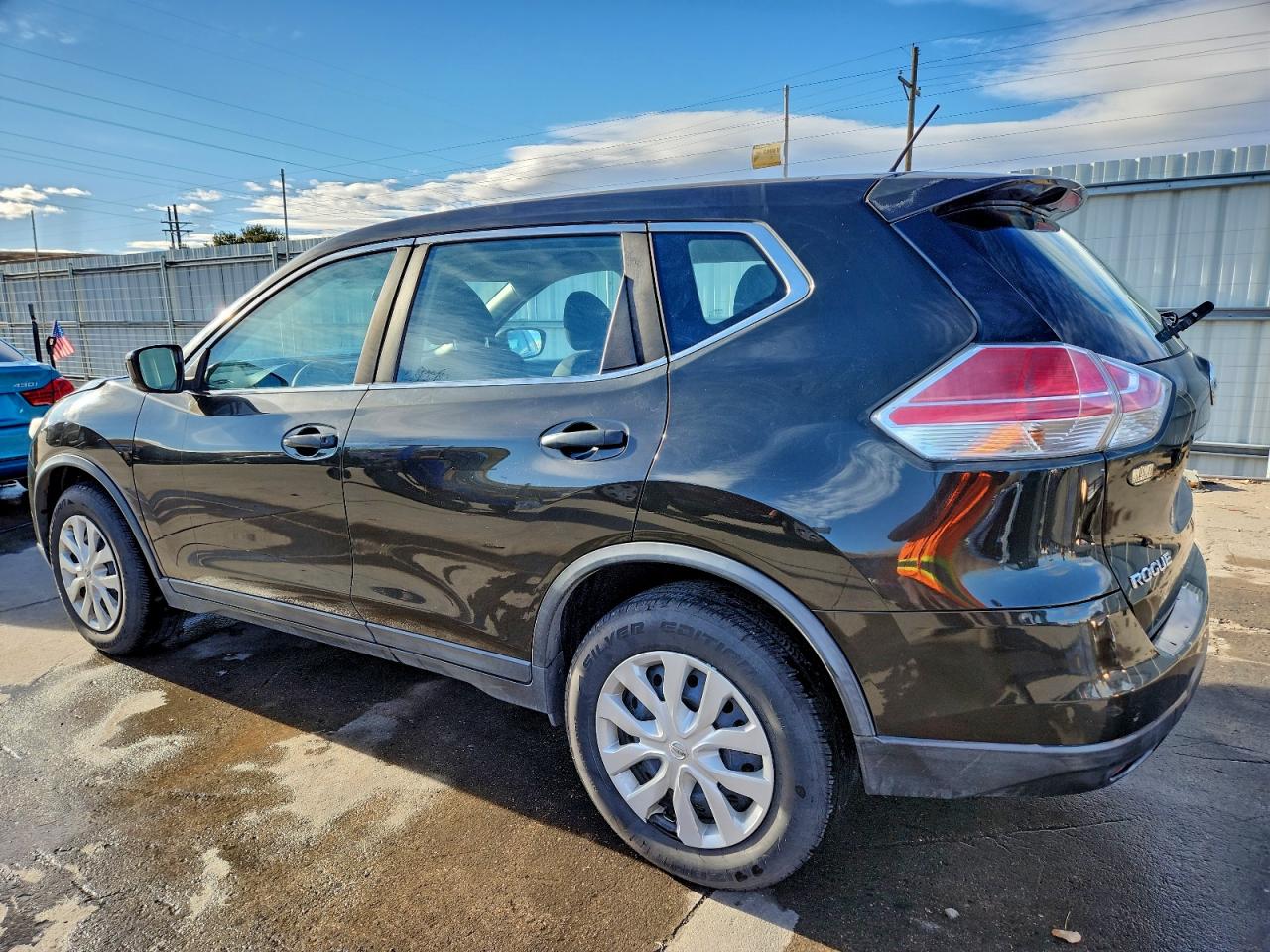 2016 NISSAN ROGUE S photo 2