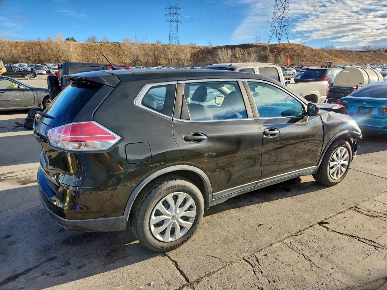 2016 NISSAN ROGUE S photo 3