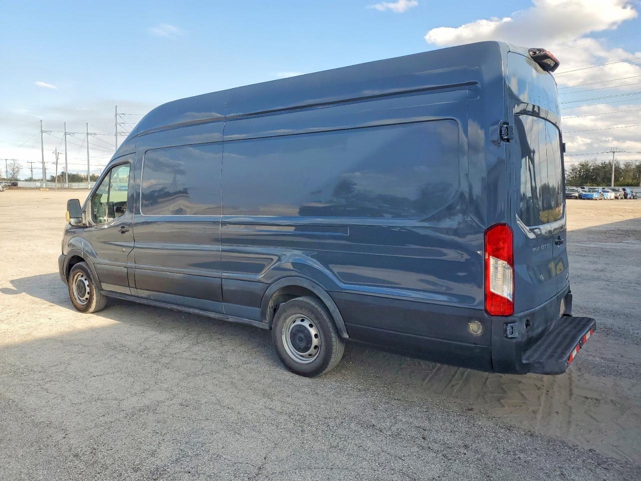 2020 FORD TRANSIT 250 DELIVERY VAN photo 3