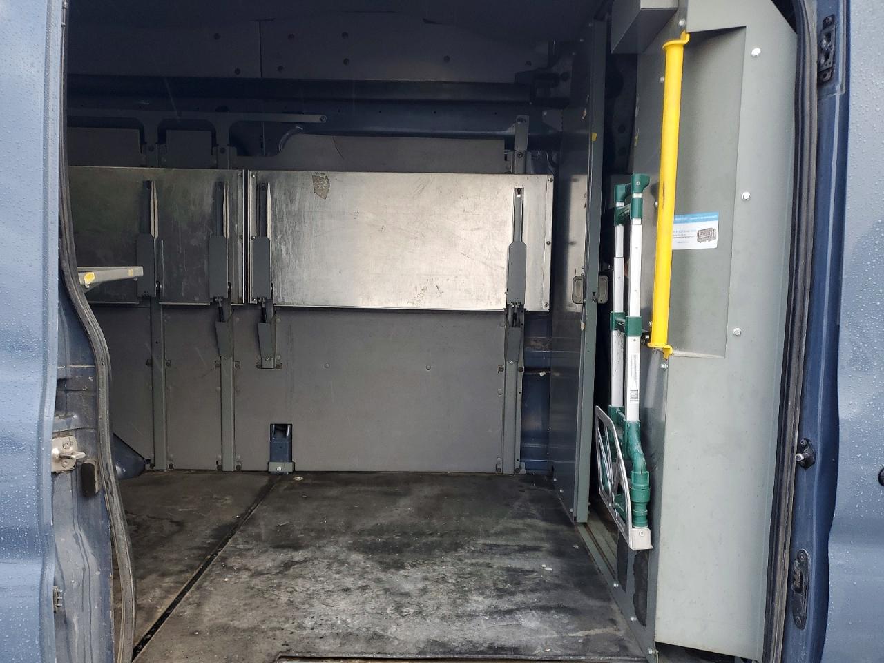 2020 FORD TRANSIT 250 DELIVERY VAN photo 31