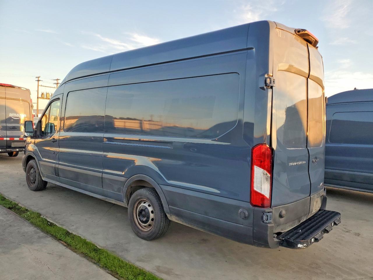 2020 FORD TRANSIT 250 DELIVERY VAN photo 4