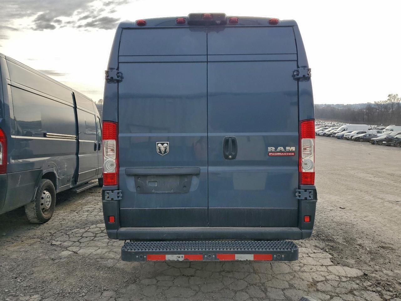 2020 RAM PROMASTER 3500 DELIVERY VAN photo 11