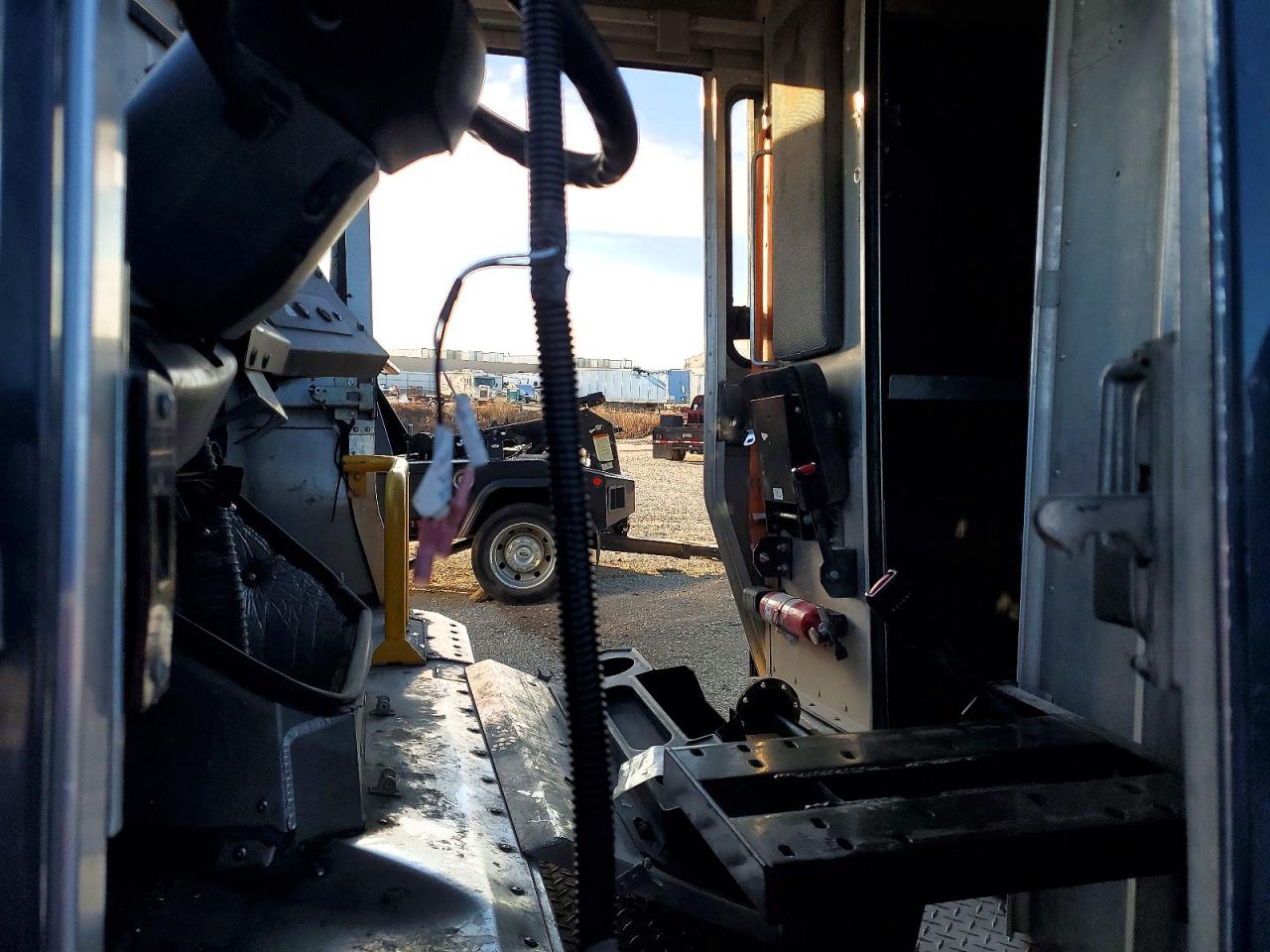 2019 FORD F550 DELIVERY TRUCK photo 7
