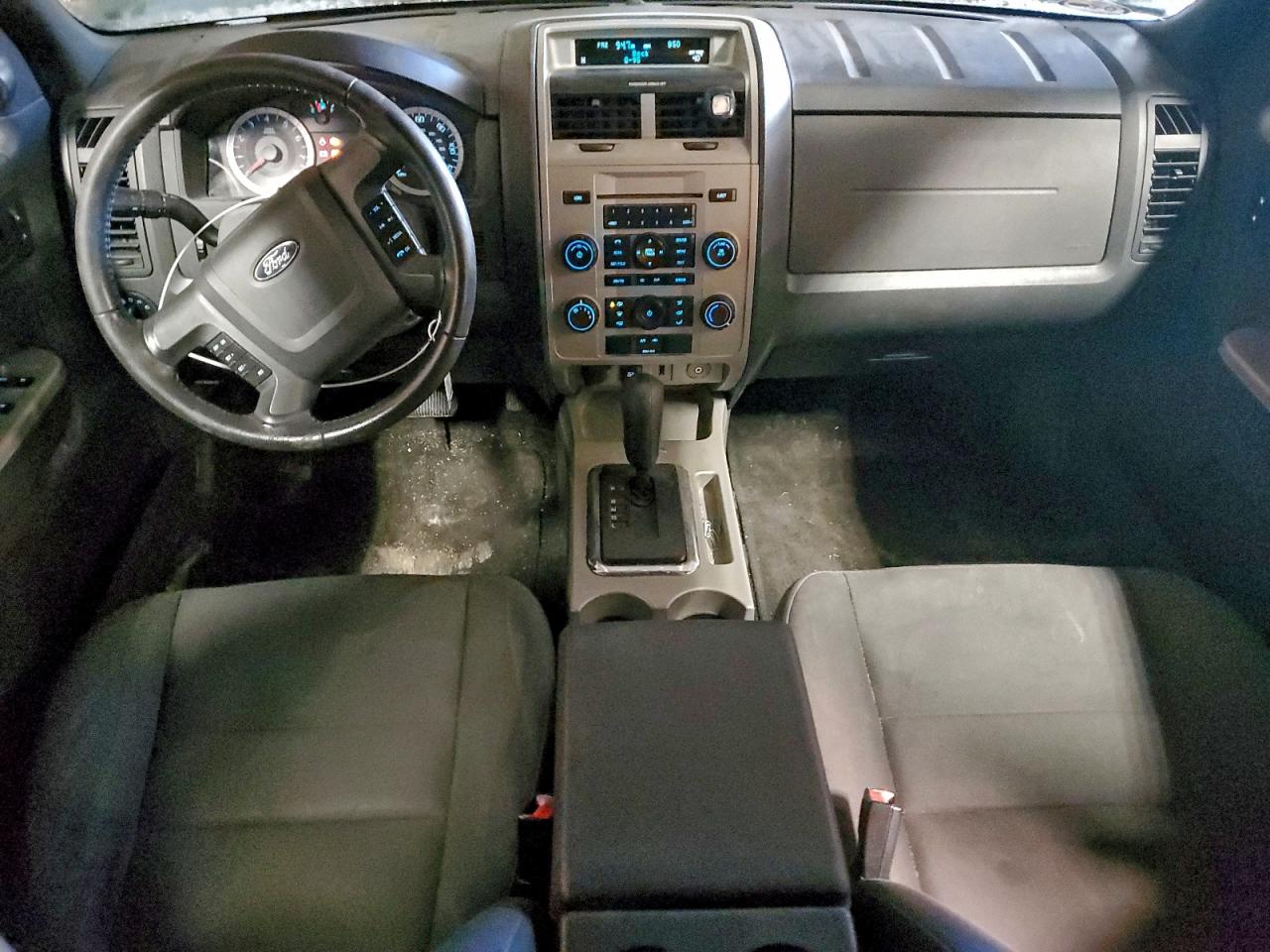 2012 FORD ESCAPE XLT photo 8