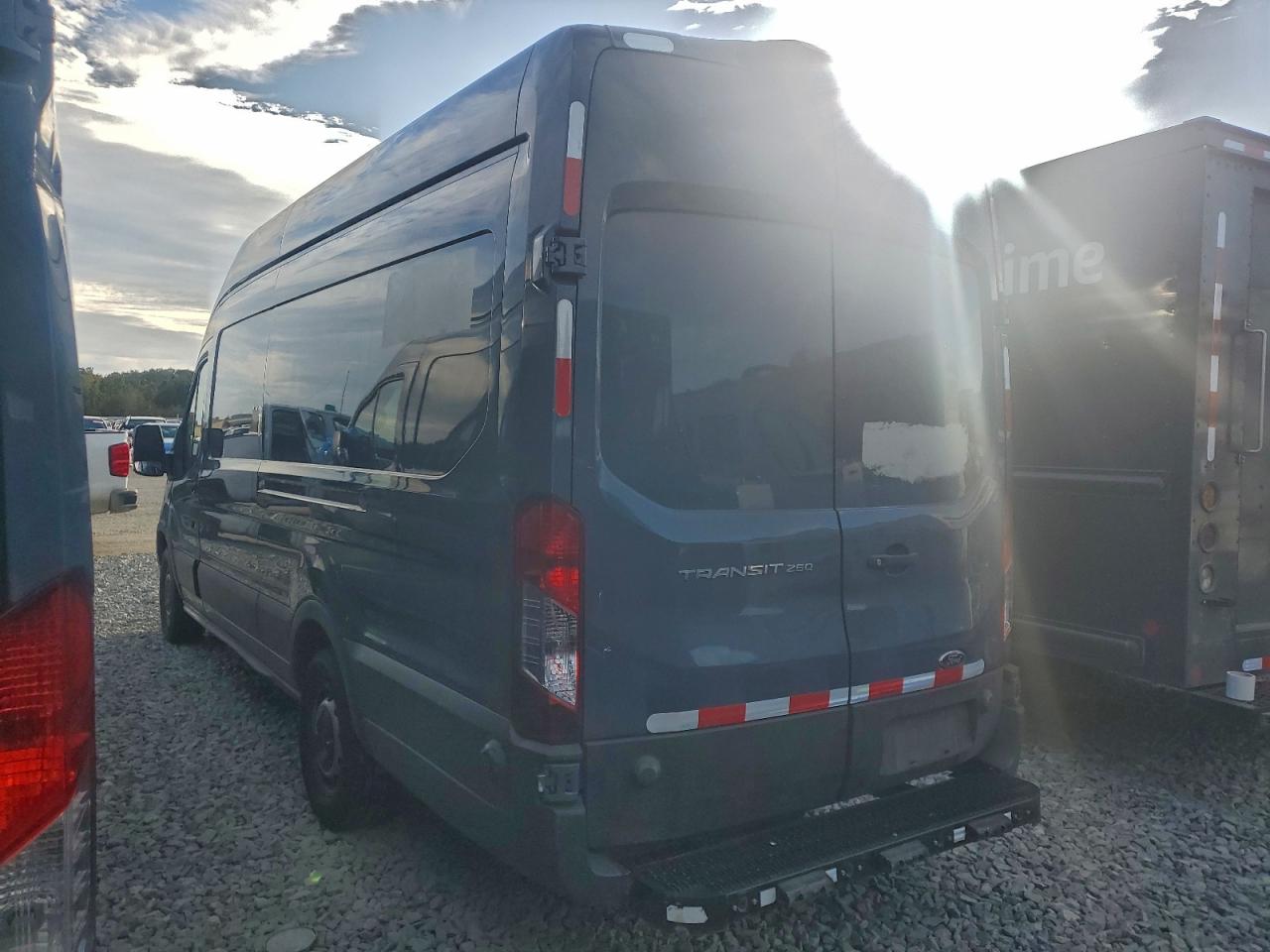 2020 FORD TRANSIT 250 DELIVERY VAN photo 3