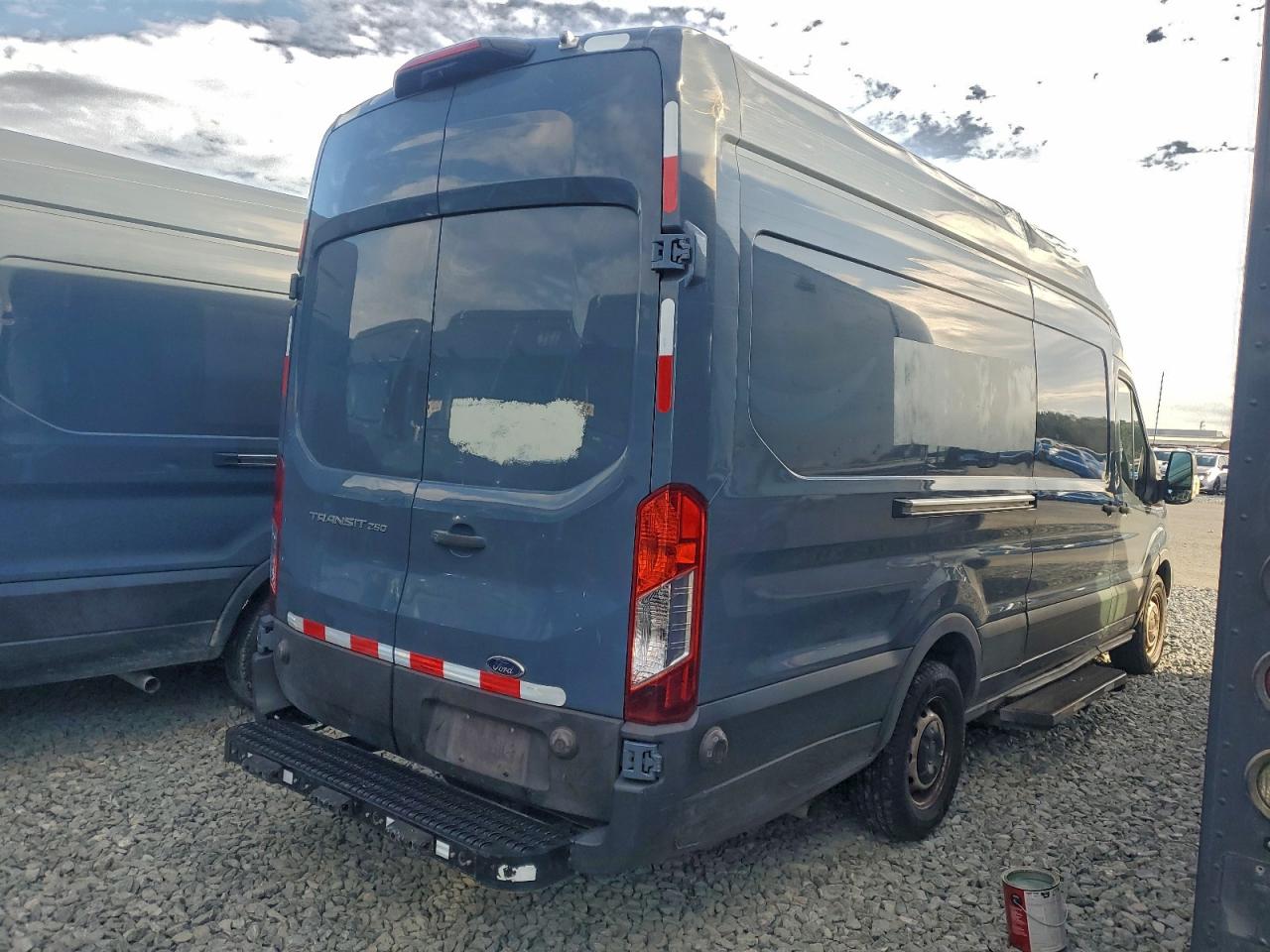 2020 FORD TRANSIT 250 DELIVERY VAN photo 5