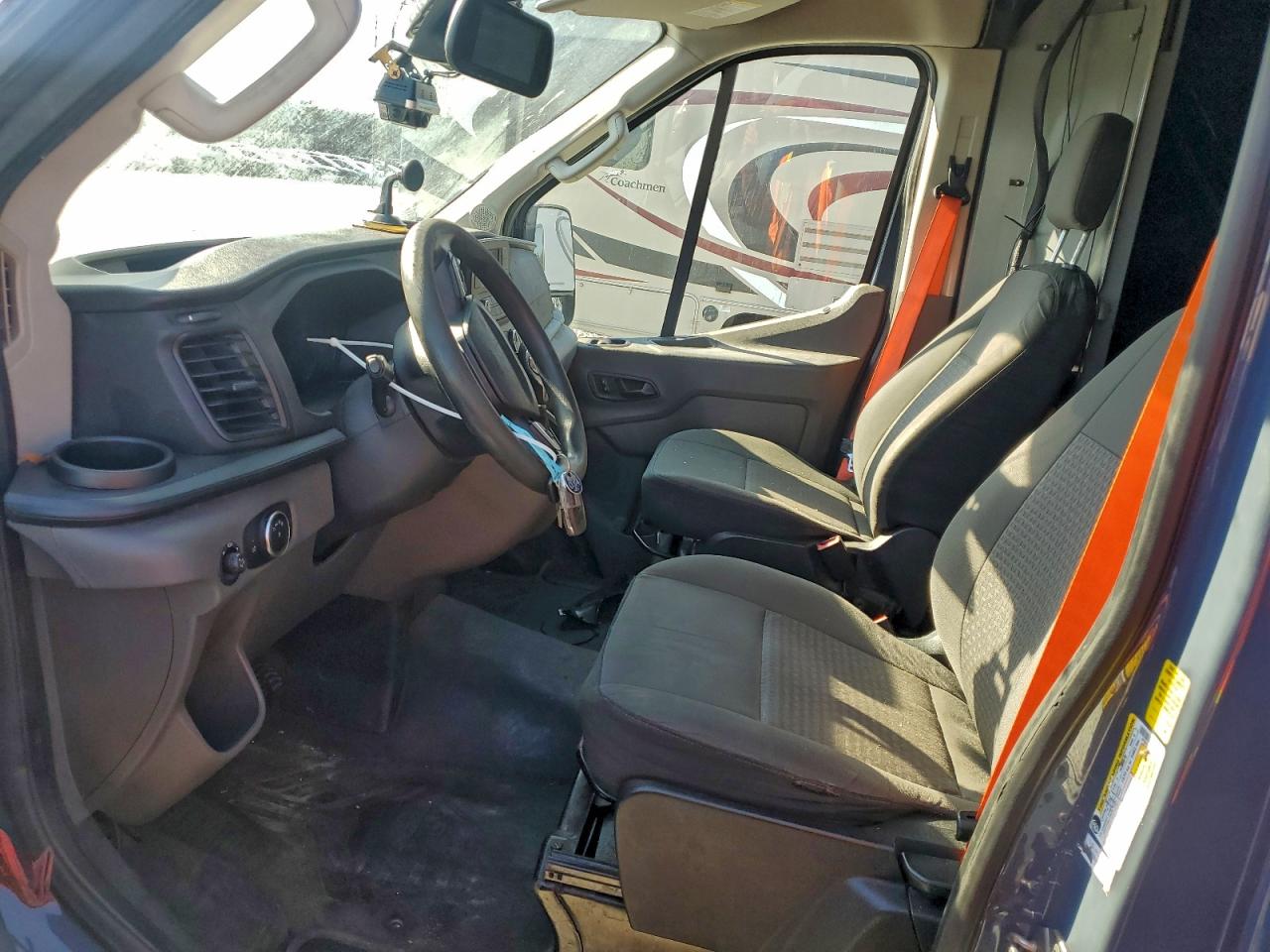 2020 FORD TRANSIT 250 DELIVERY VAN photo 13
