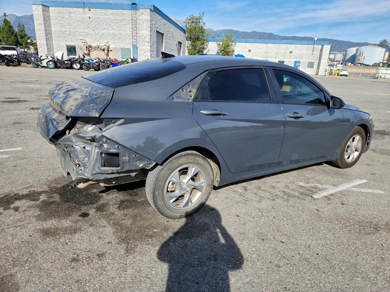 2023 HYUNDAI ELANTRA SE photo 5