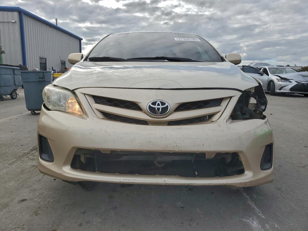 2011 TOYOTA COROLLA BASE photo 5