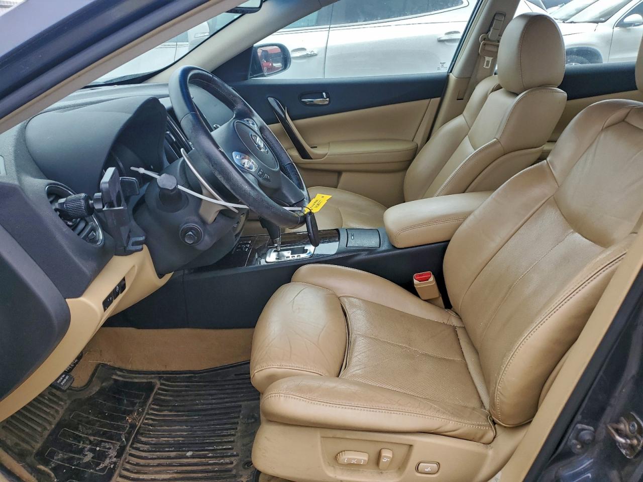 2010 NISSAN MAXIMA S photo 7