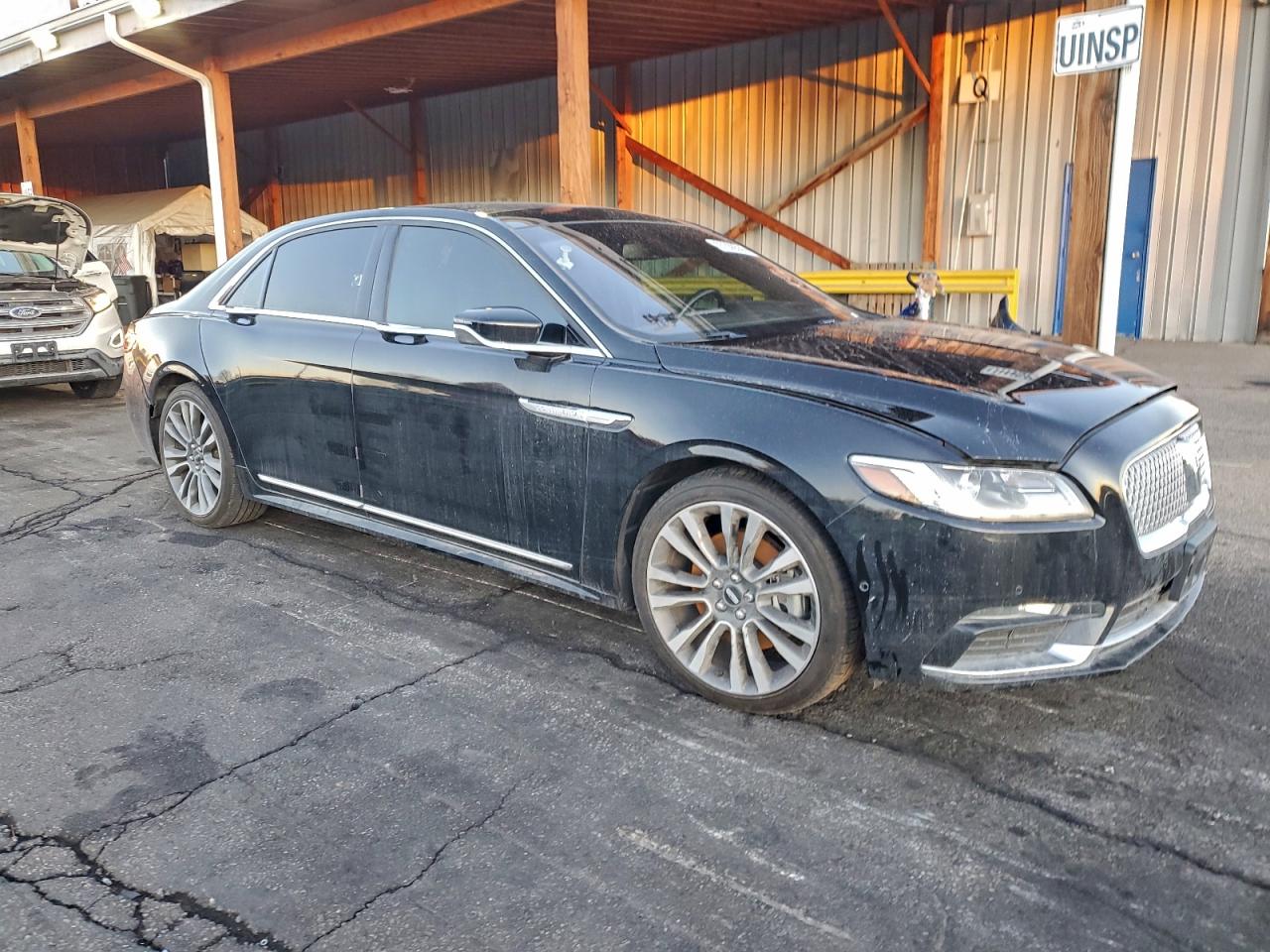 2018 LINCOLN CONTINENTAL RESERVE photo 4