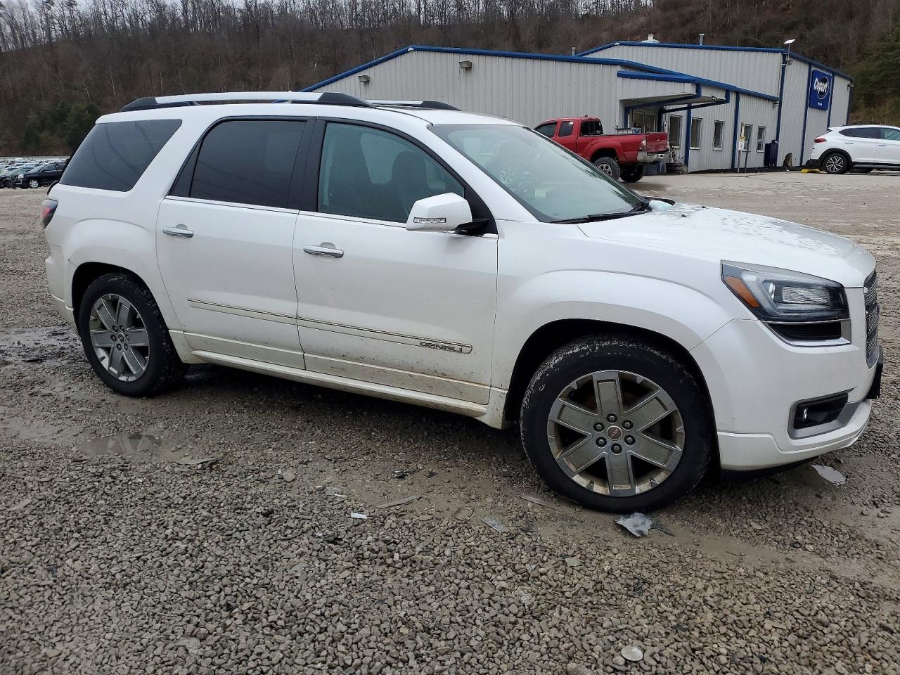 2016 GMC ACADIA DENALI photo 4