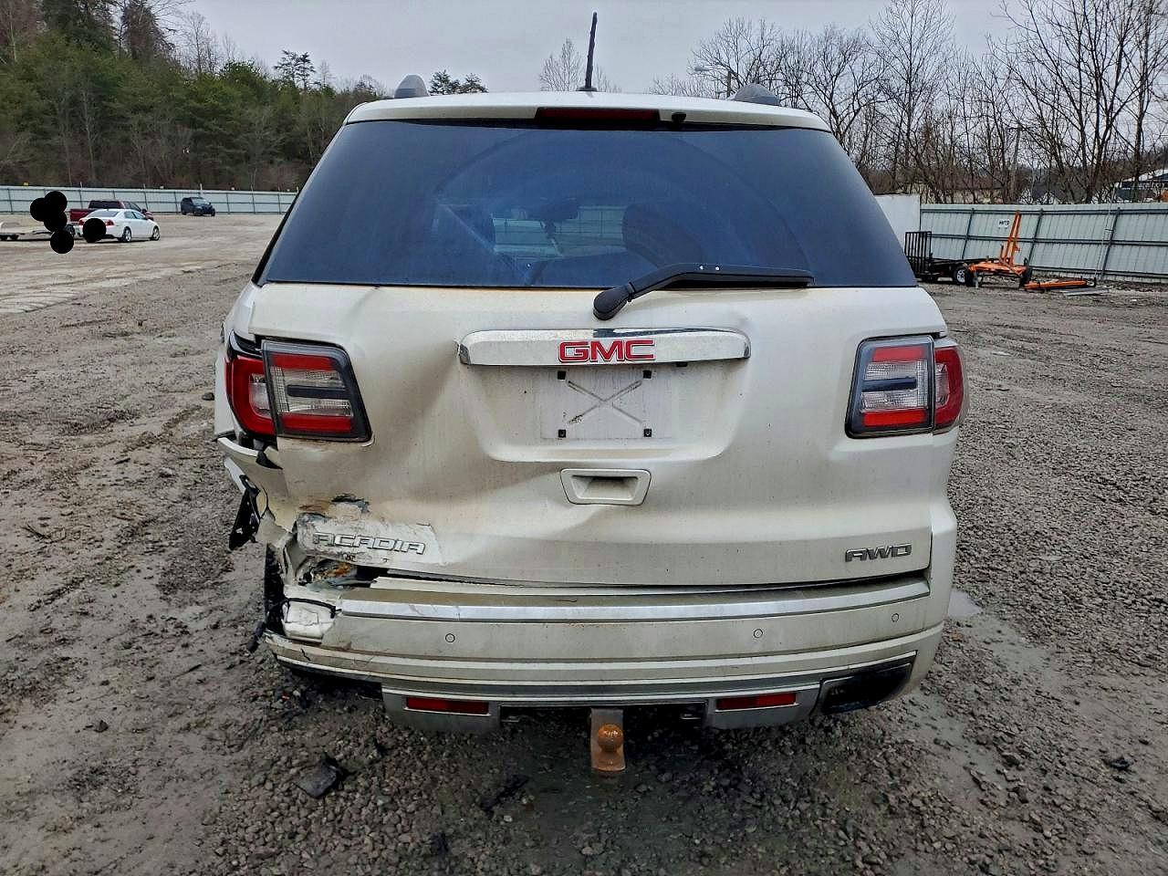 2016 GMC ACADIA DENALI photo 6