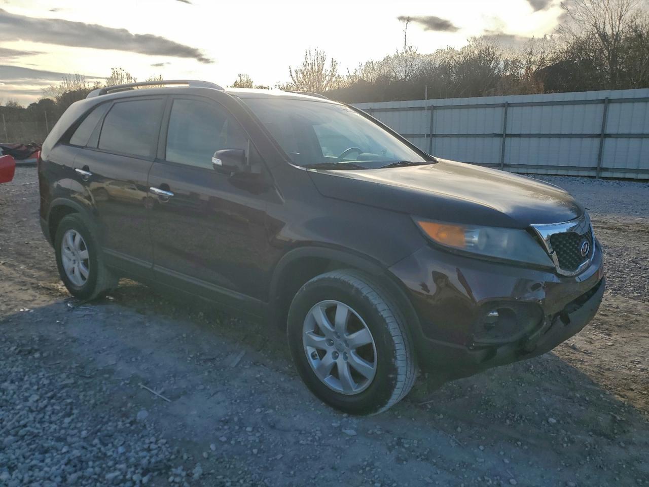 2012 KIA SORENTO BASE photo 4