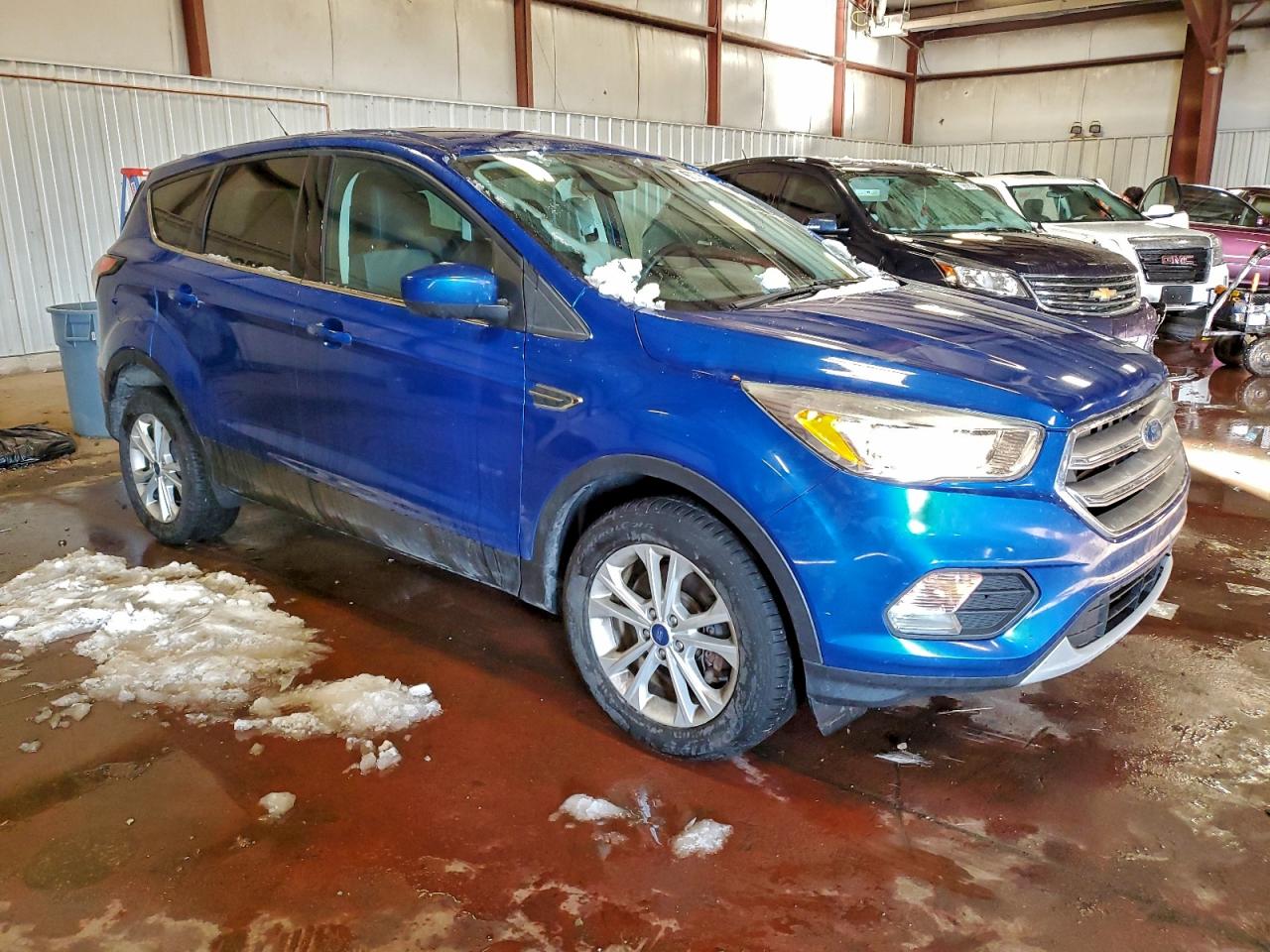 2017 FORD ESCAPE SE photo 10