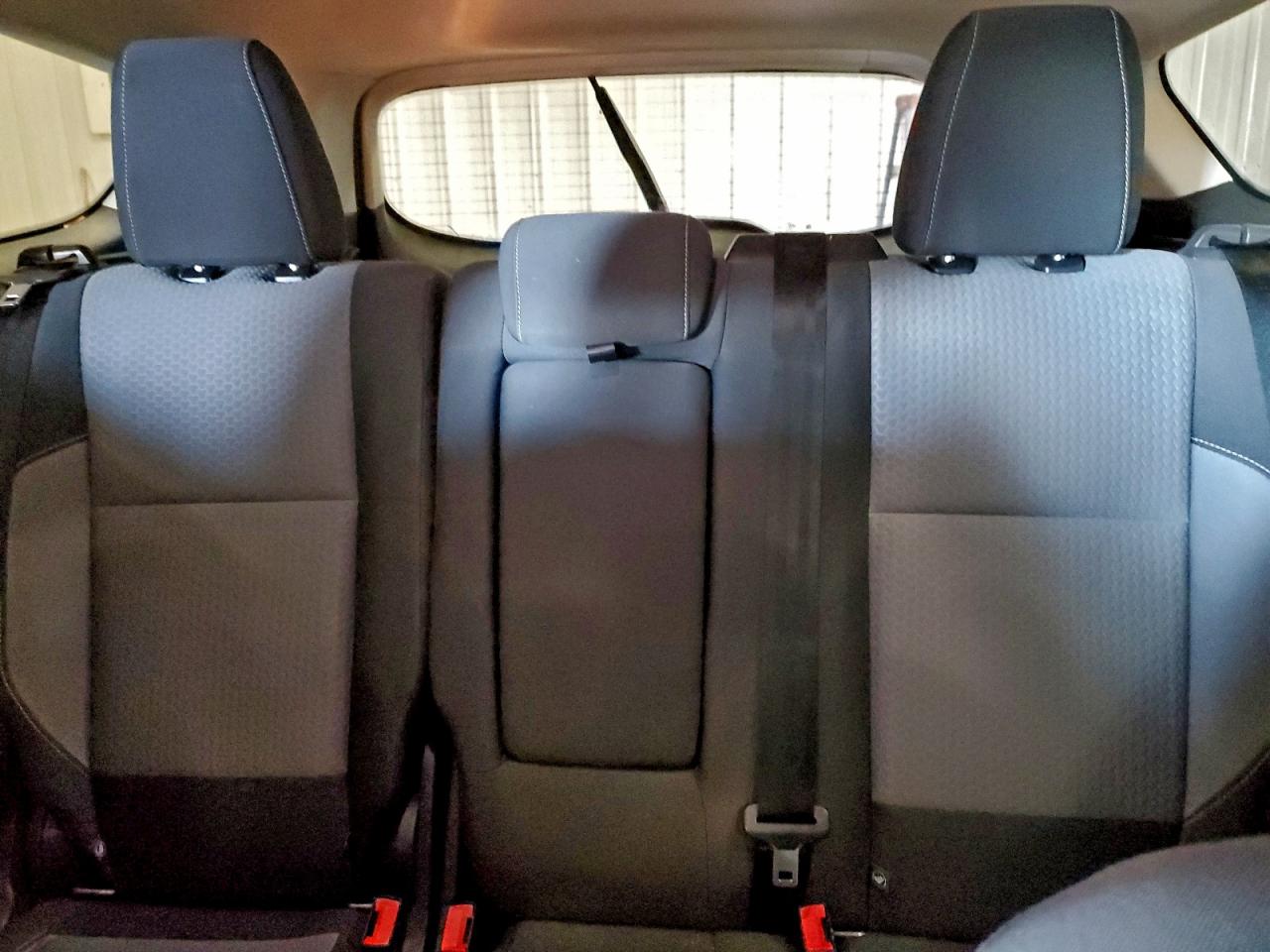 2017 FORD ESCAPE SE photo 28