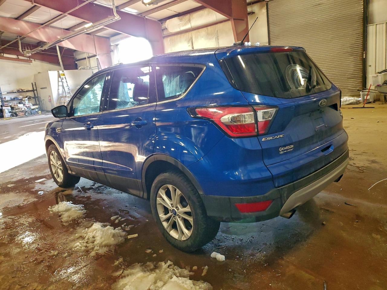 2017 FORD ESCAPE SE photo 4