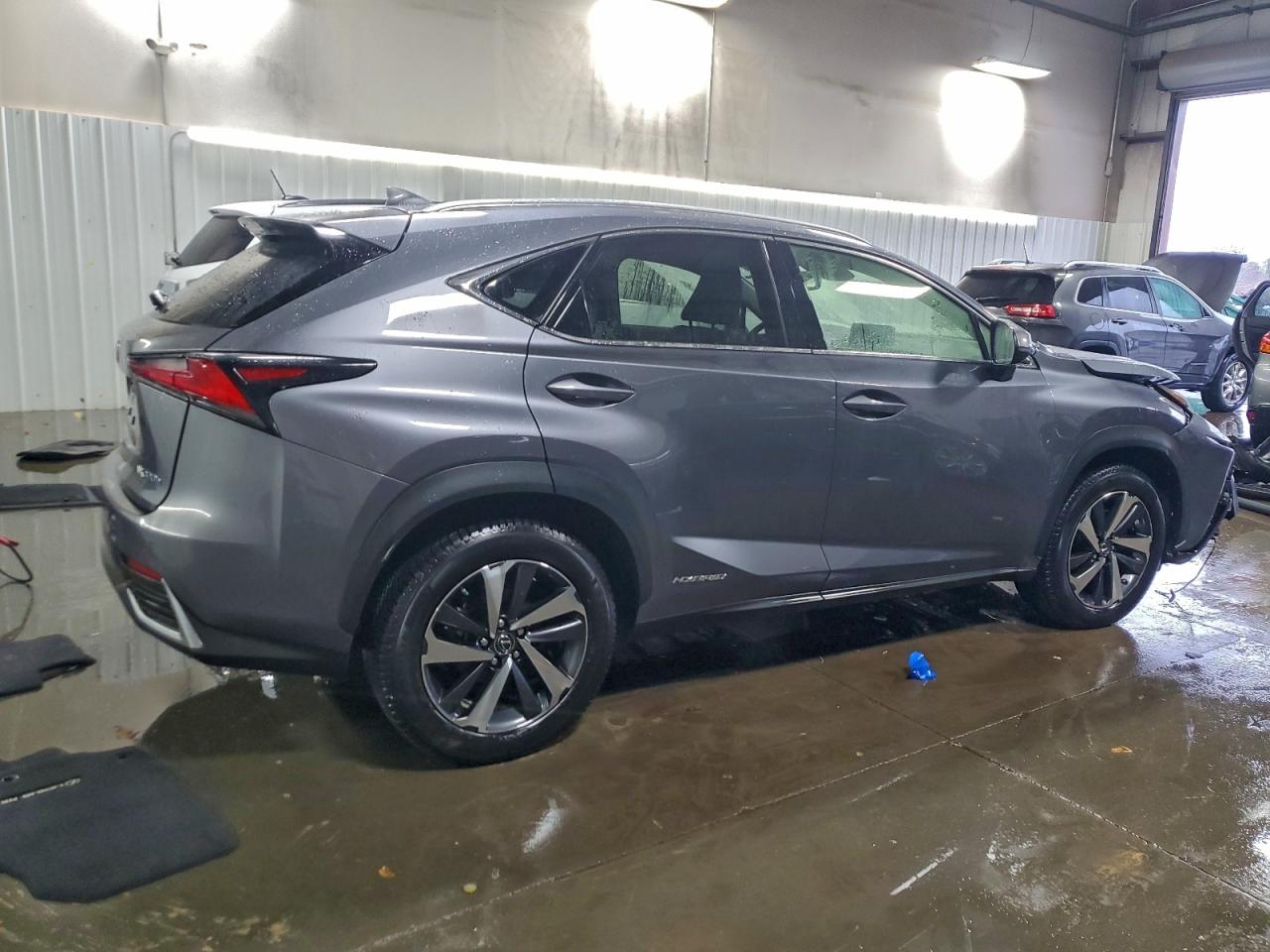 2020 LEXUS NX 300H photo 3