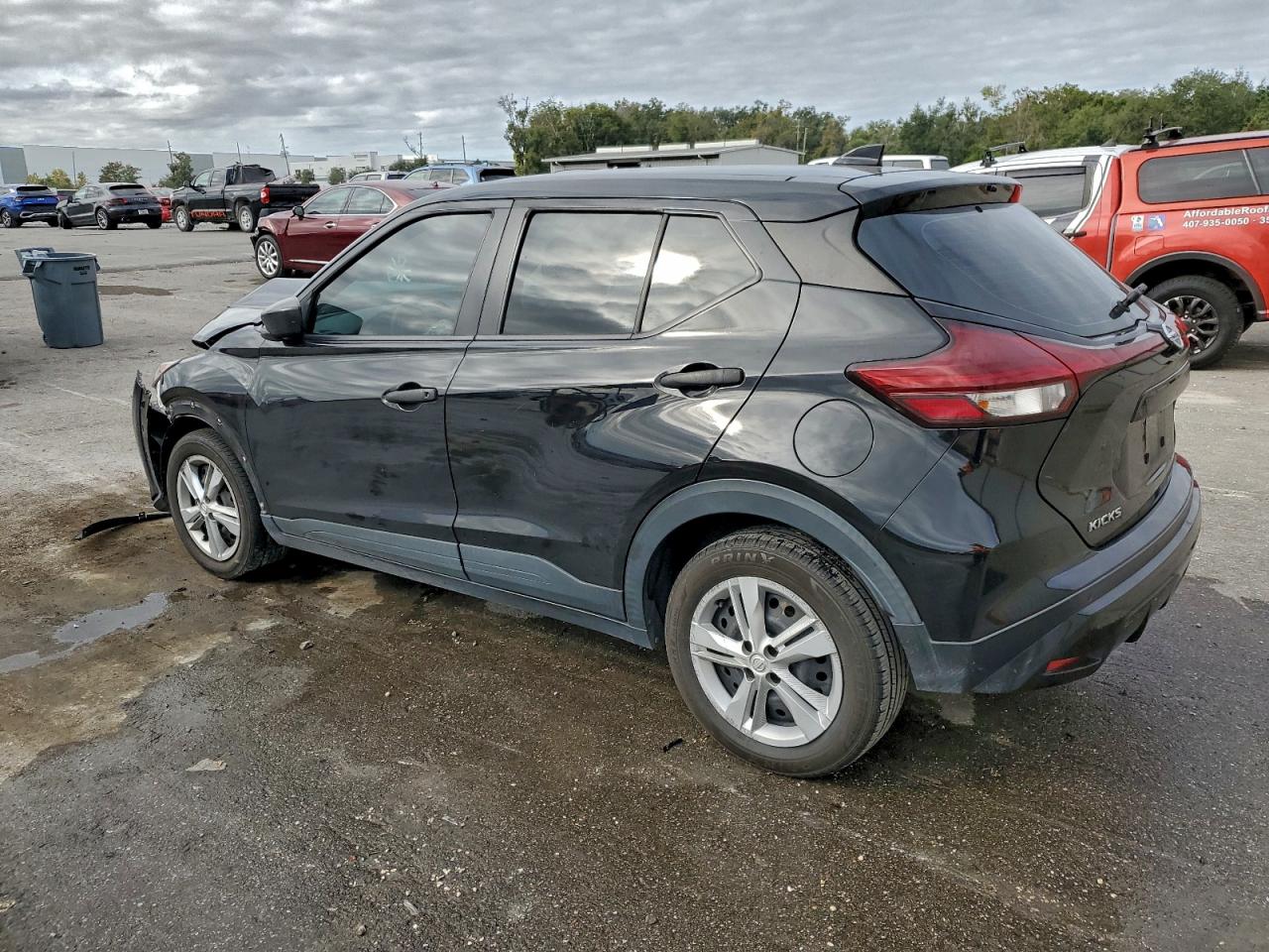 2021 NISSAN KICKS S photo 2