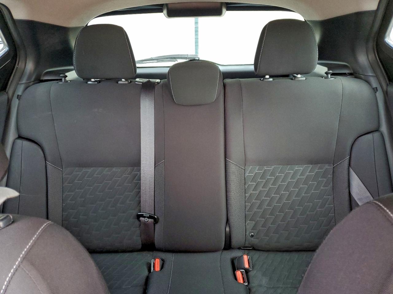 2021 NISSAN KICKS S photo 10