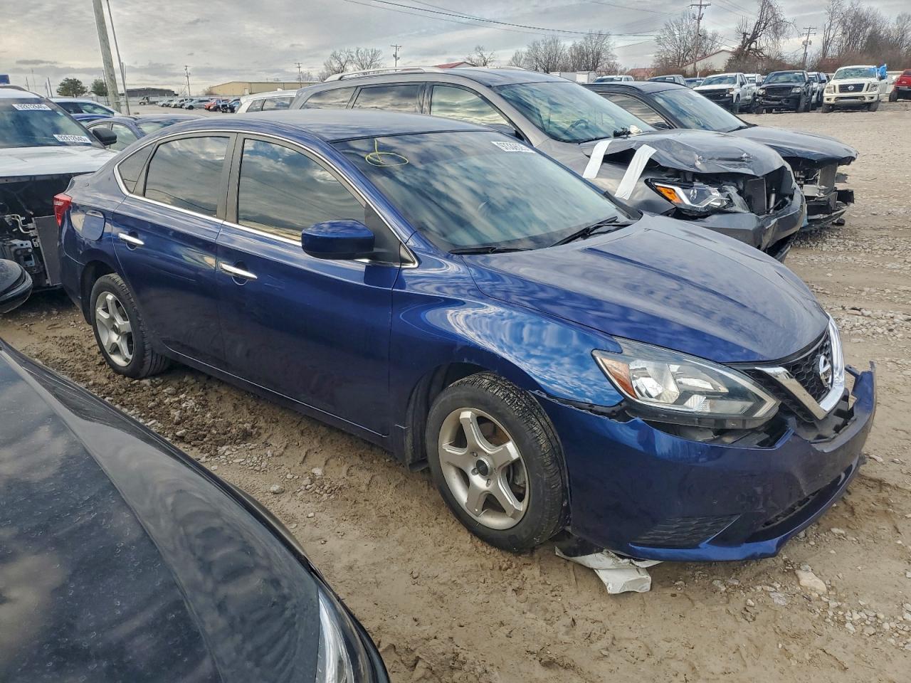 2018 NISSAN SENTRA S photo 4