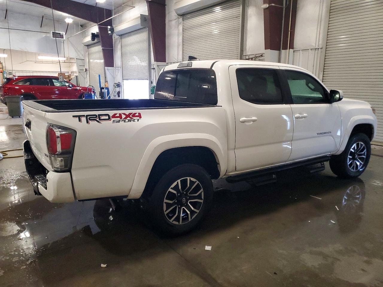 2021 TOYOTA TACOMA DOUBLE CAB photo 5