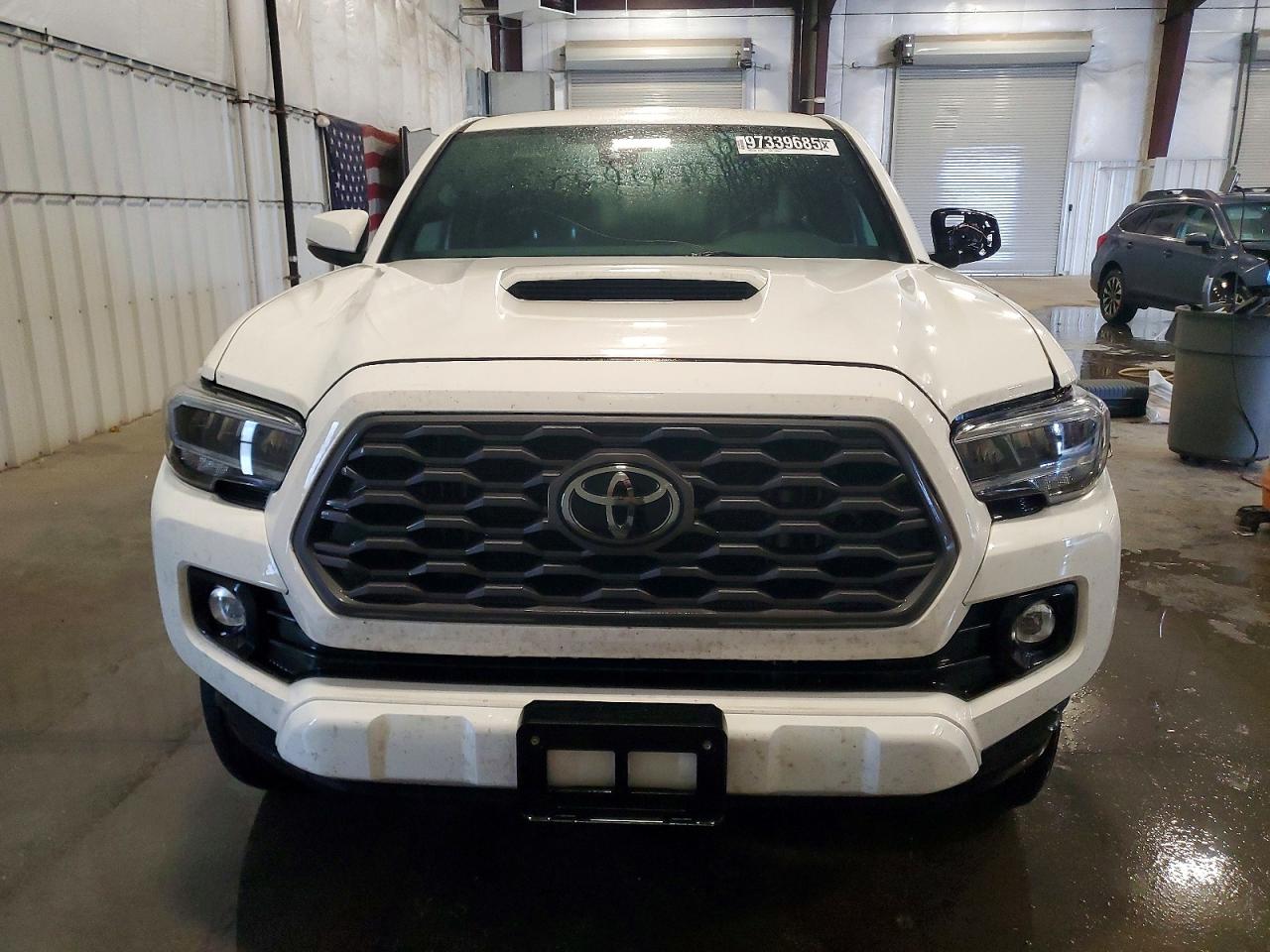 2021 TOYOTA TACOMA DOUBLE CAB photo 9