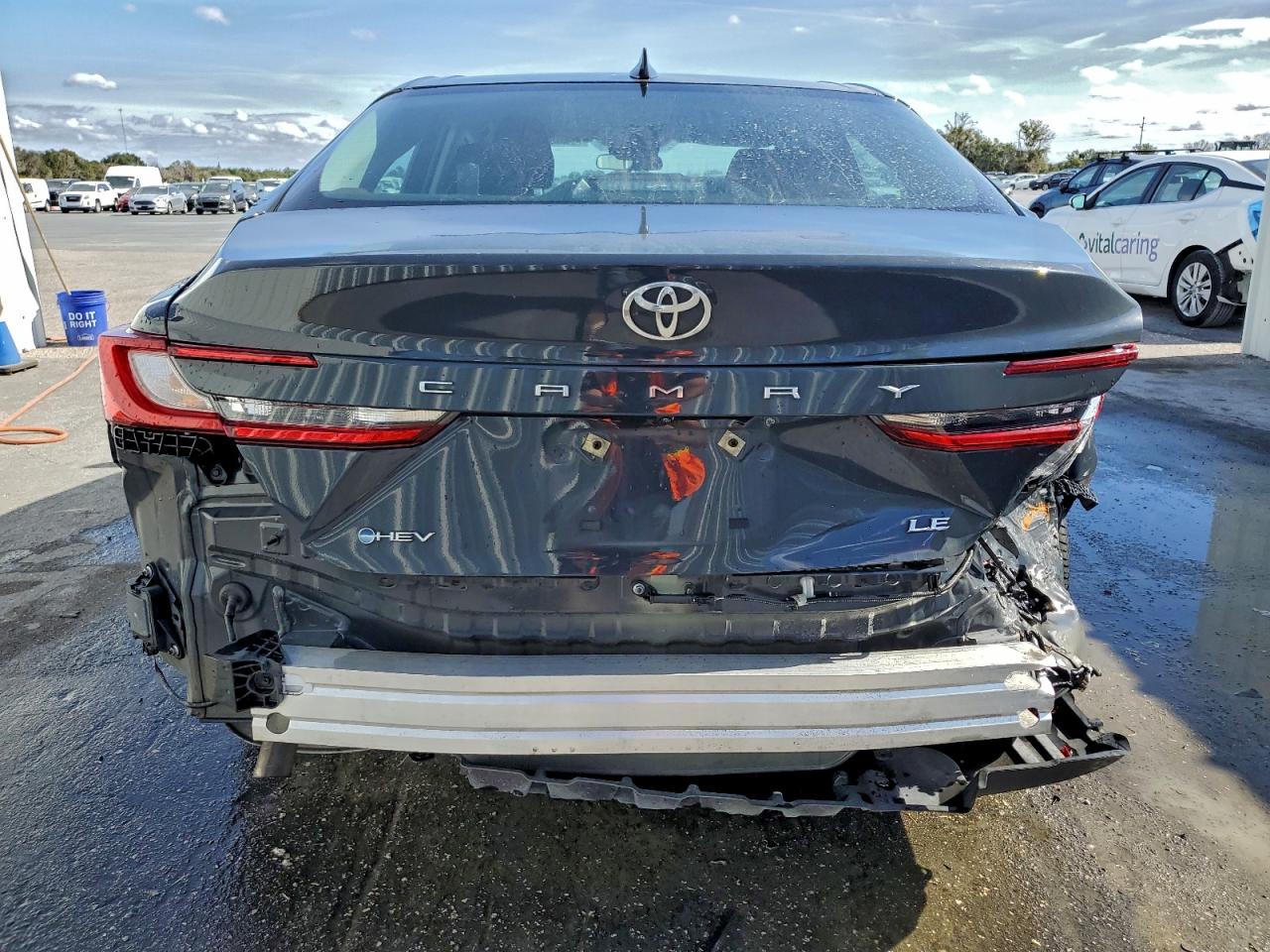 2025 TOYOTA CAMRY XSE photo 16
