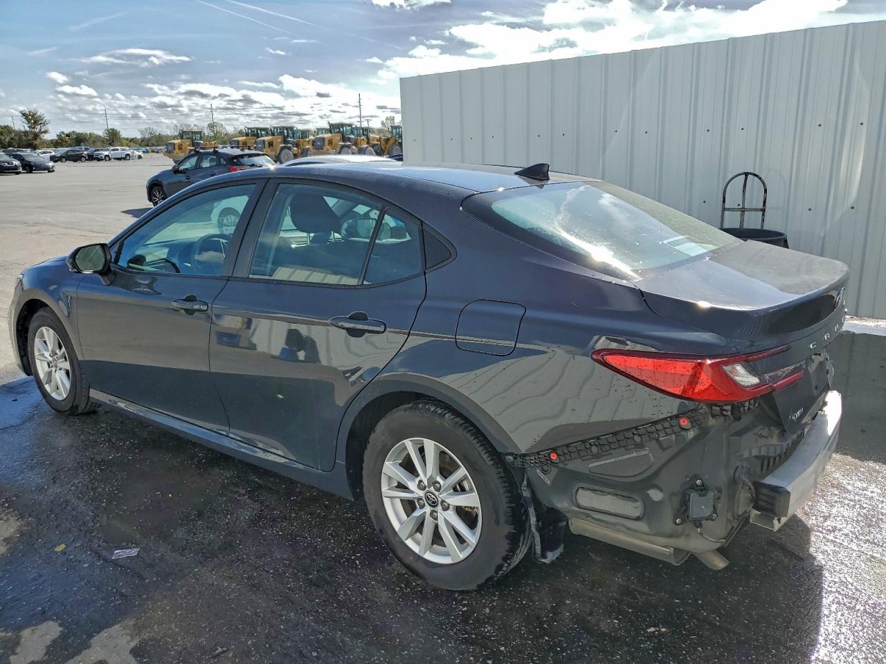 2025 TOYOTA CAMRY XSE photo 4