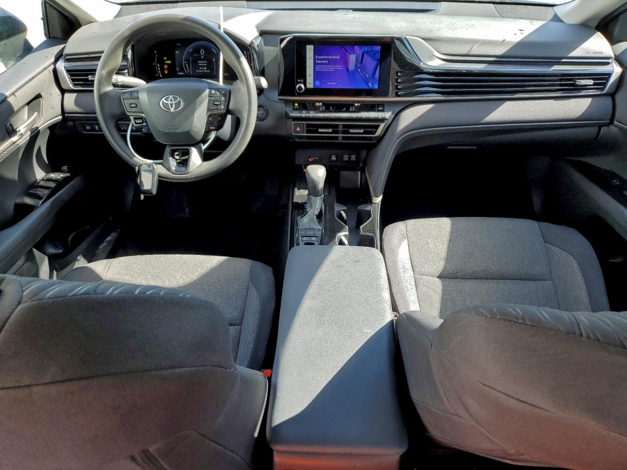 2025 TOYOTA CAMRY XSE photo 22