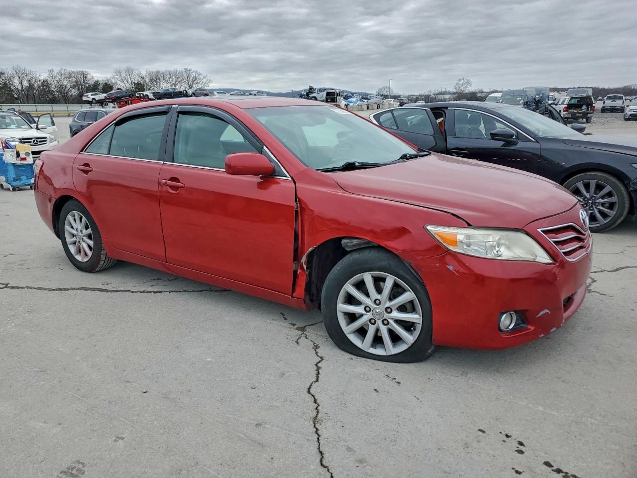 2010 TOYOTA CAMRY BASE photo 10