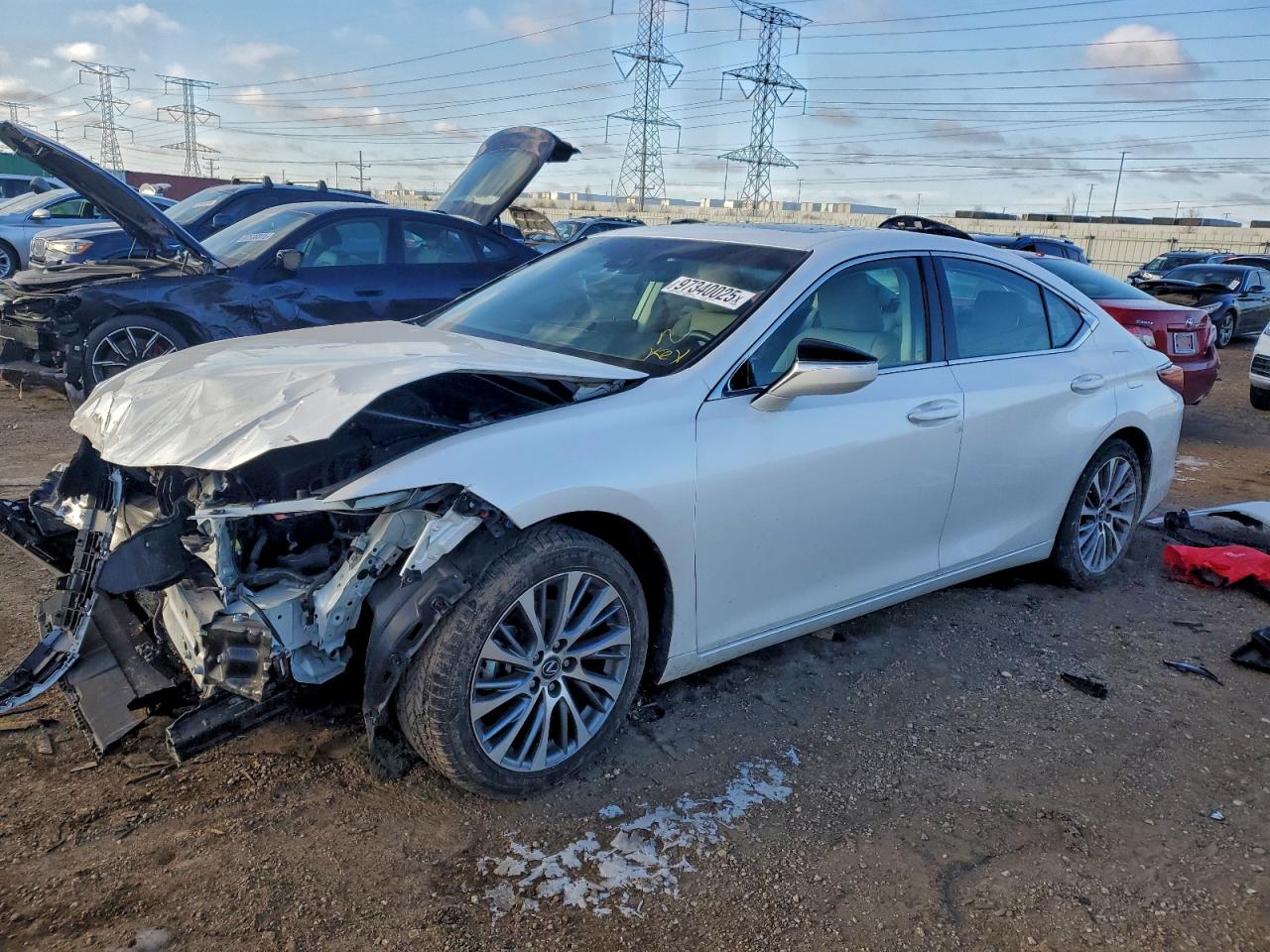 2020 LEXUS ES