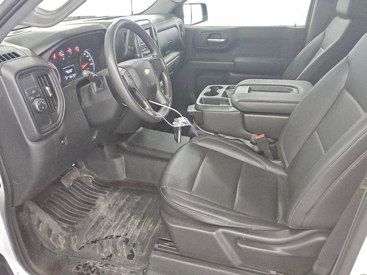 2023 CHEVROLET SILVERADO C1500 photo 13