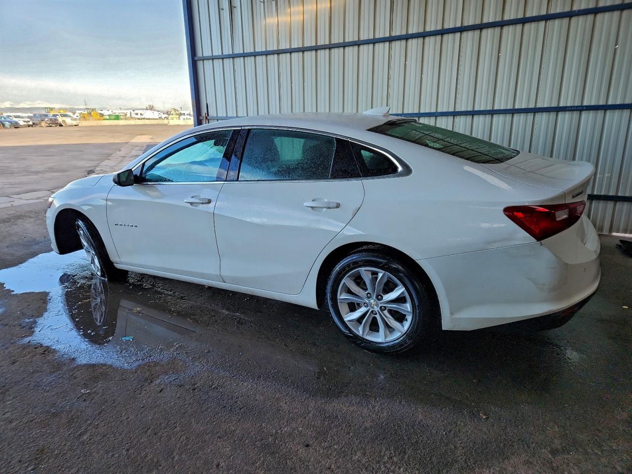 2025 CHEVROLET MALIBU LT photo 2