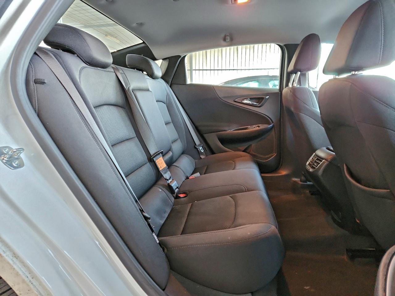 2025 CHEVROLET MALIBU LT photo 10